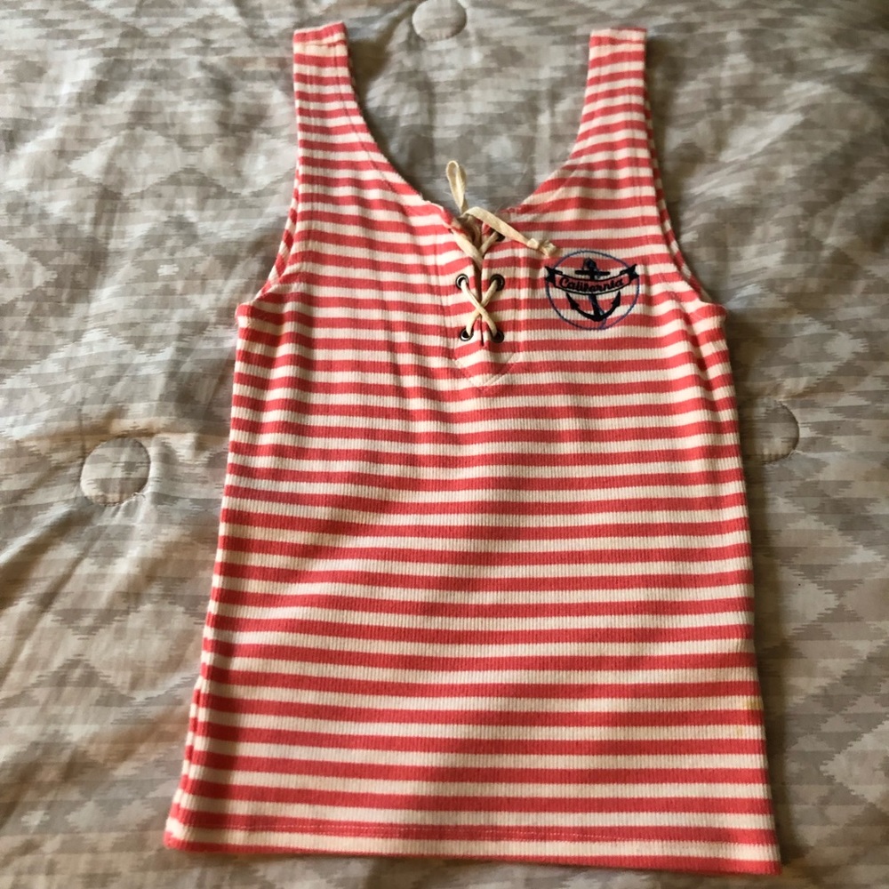 hollister tank
